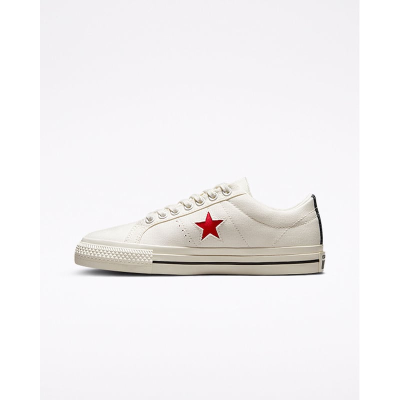Converse One Star x Comme des Garçons Play A01792C 03