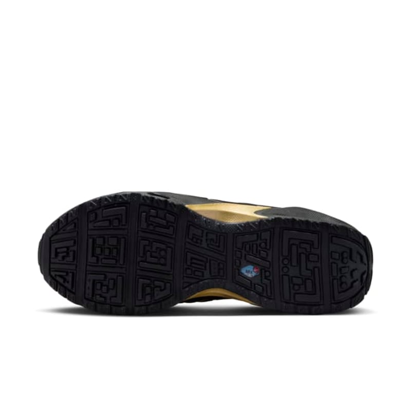 Nike Air Max SNDR HJ4130-002 02