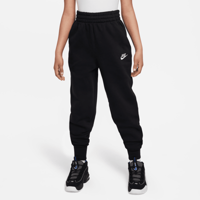 Nike Club Fleece High-Rise FD2921-010 01