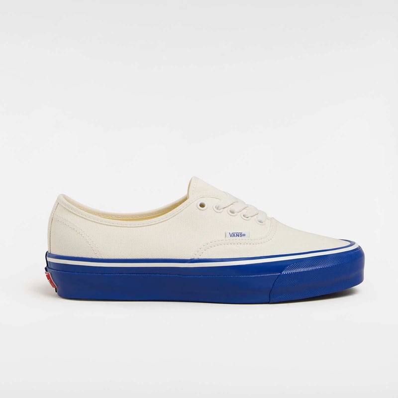 Vans Premium Authentic VN000EBNZ5D 01