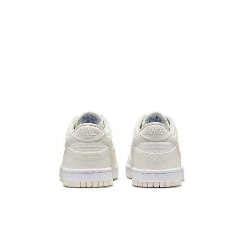 Nike Dunk Low SE FV7472-100 06