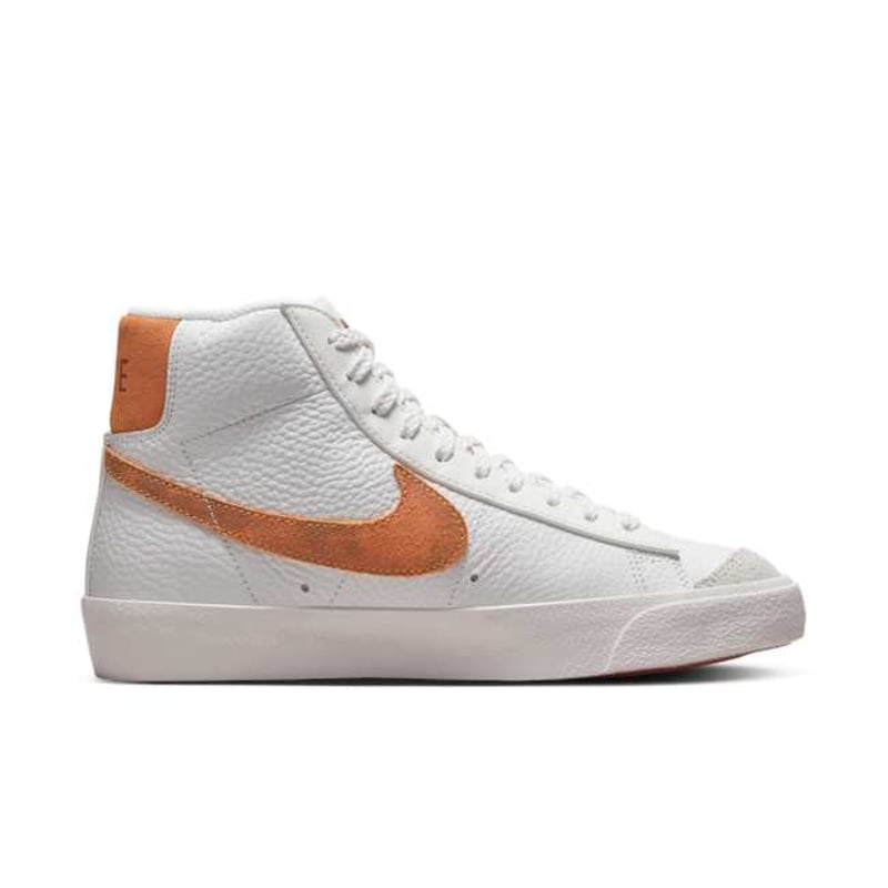 Nike Blazer Mid '77 DX8948-100 03