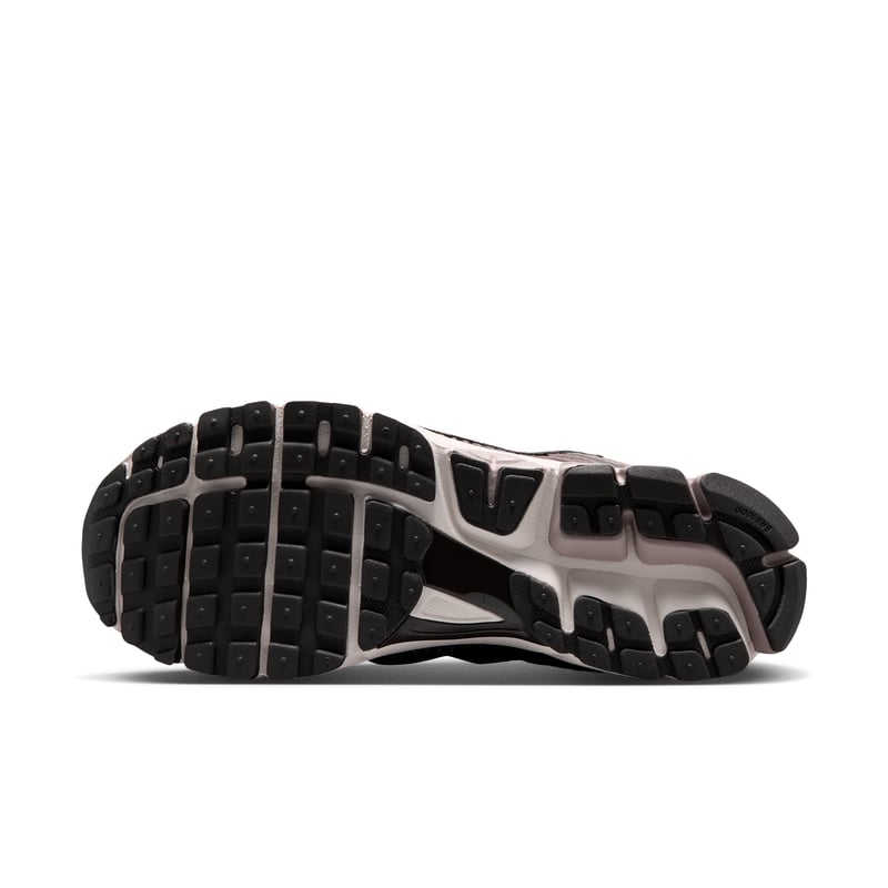 Nike Zoom Vomero 5 SE trainers "College Grey & Cave Stone" | Men | SportStyle | 01 | SPORTSHOWROOM