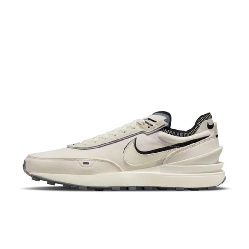 Nike Waffle One SE DO9782-001 01