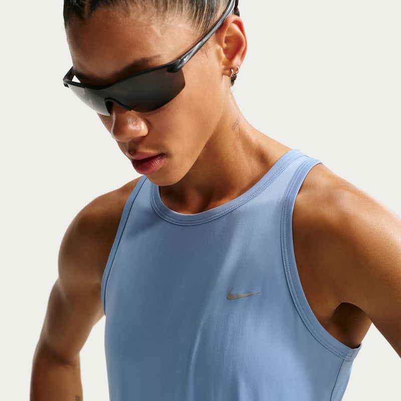 Débardeur Nike Tempo Dri-FIT "Work Blue" | Femme | Course à pied | 03 | SPORTSHOWROOM