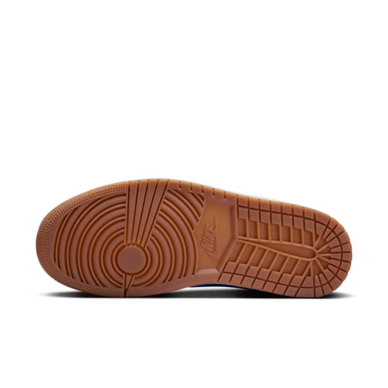 Jordan 1 Low OG x Travis Scott DZ4137-700 02