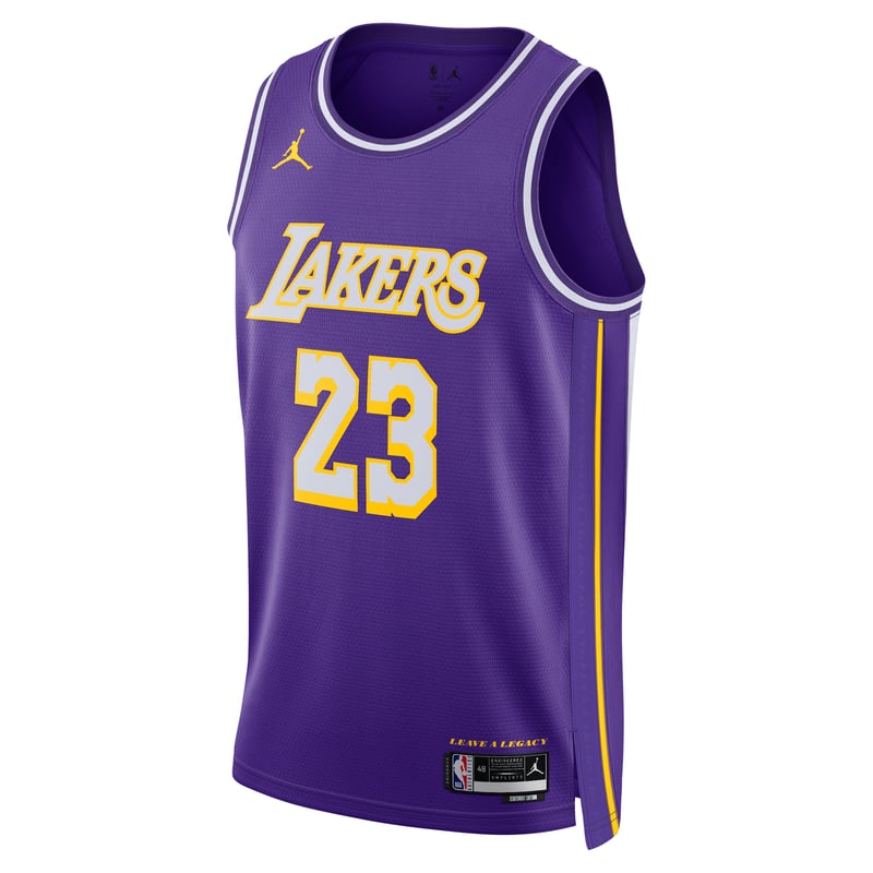 Nike Los Angeles Lakers 2025/26 Statement Edition Dri-FIT NBA Swingman LeBron James HM4877-504 01