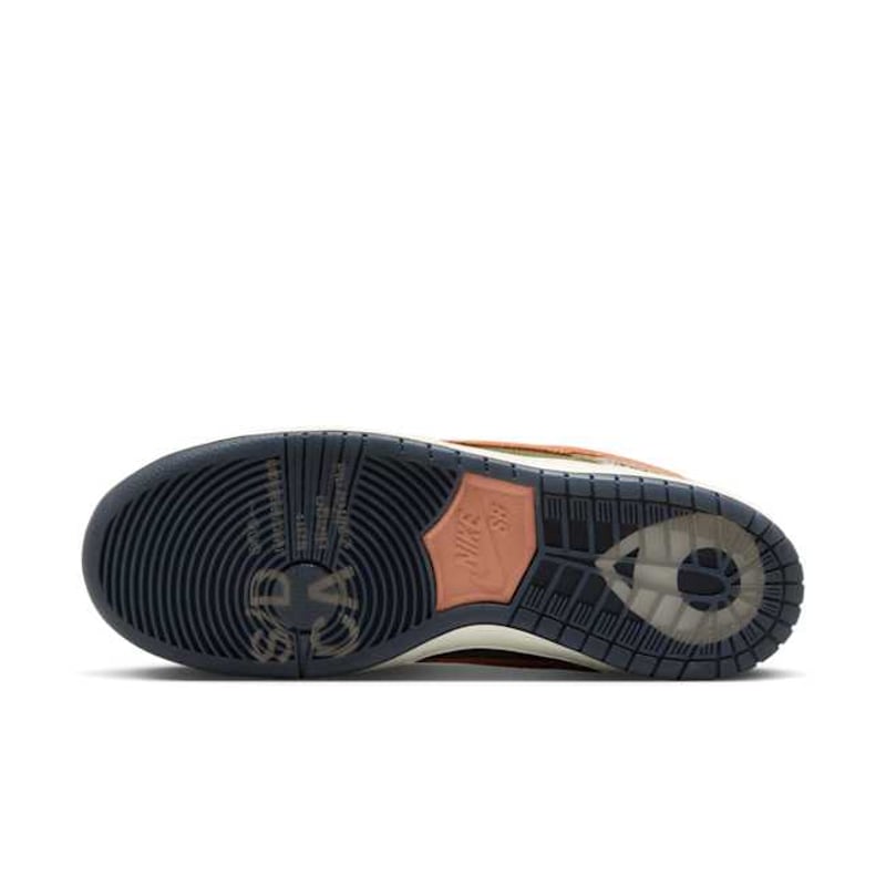 Nike SB Dunk Low x Arts And Rec IH3211-200 02