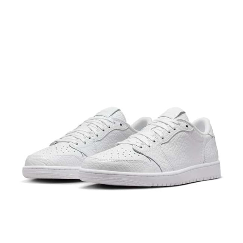 Jordan 1 Retro Low ‘No-Swoosh’ 872782-100 05