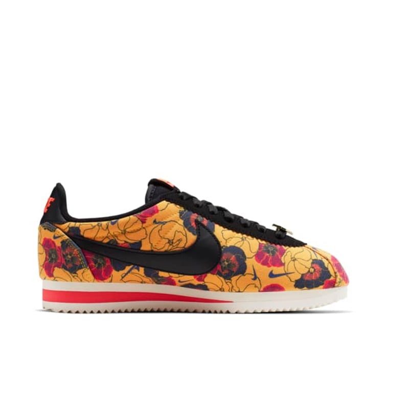 Nike Classic Cortez LX AV1338-700 03