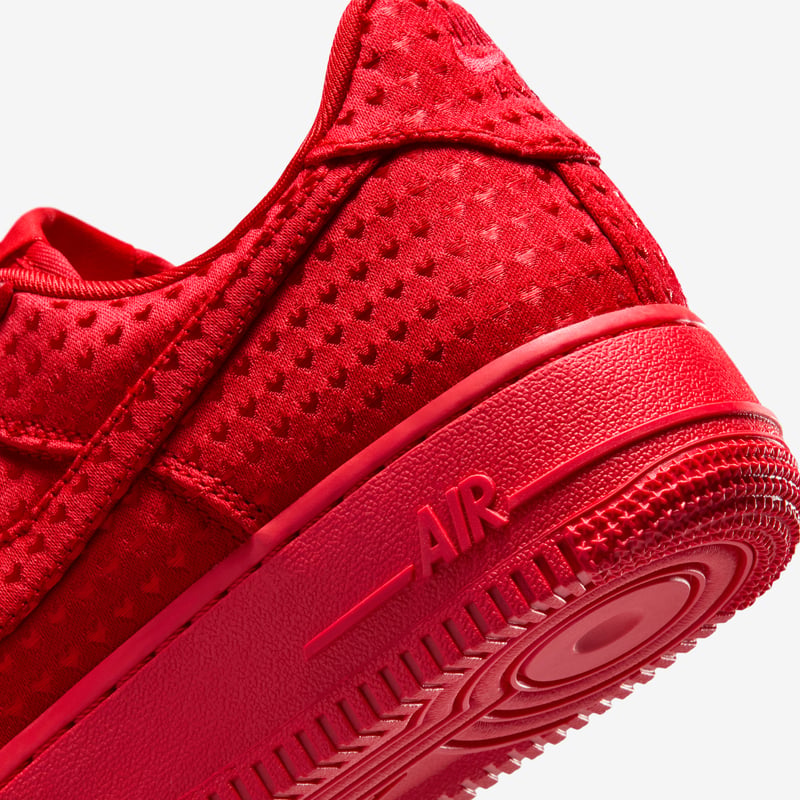Nike Air Force 1 '07 SE Sneaker "Valentine's Day" | Damen | Sportstyle | 08 | SPORTSHOWROOM