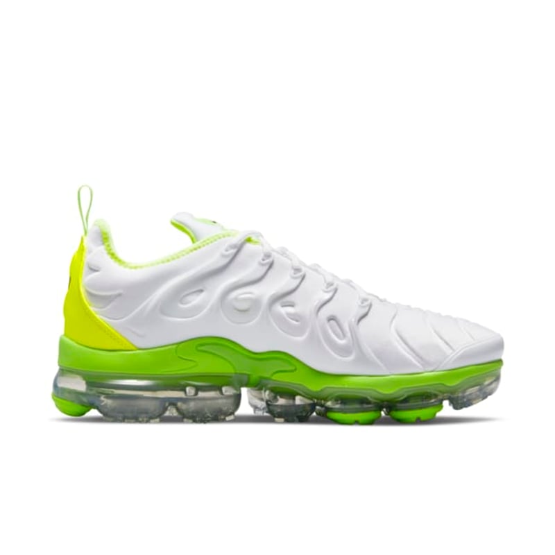 Nike Air VaporMax Plus DJ5975-100 03