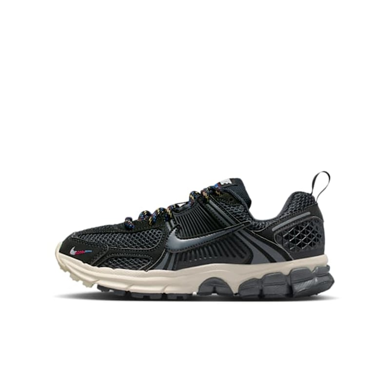 Nike Vomero 5 IB5853-001 01