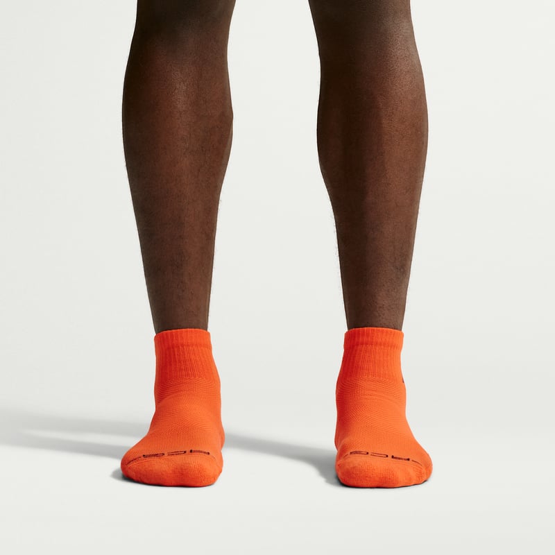 Nike ACG Everyday Elevated Socks "Safety Orange" | Men & Women | | 02 | SPORTSHOWROOM