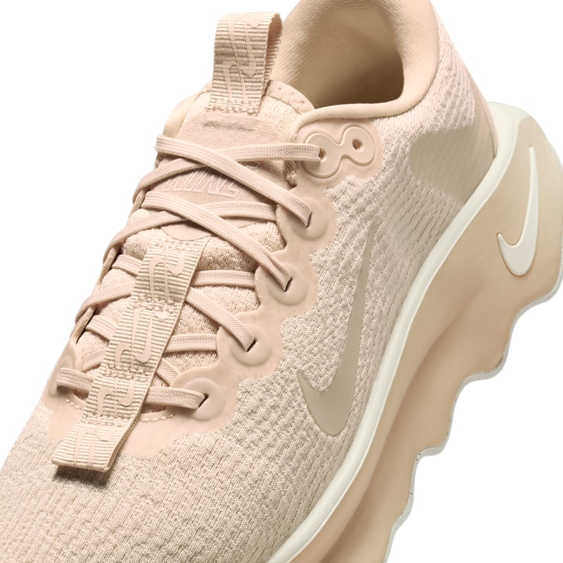Nike Motiva DV1238-110 07