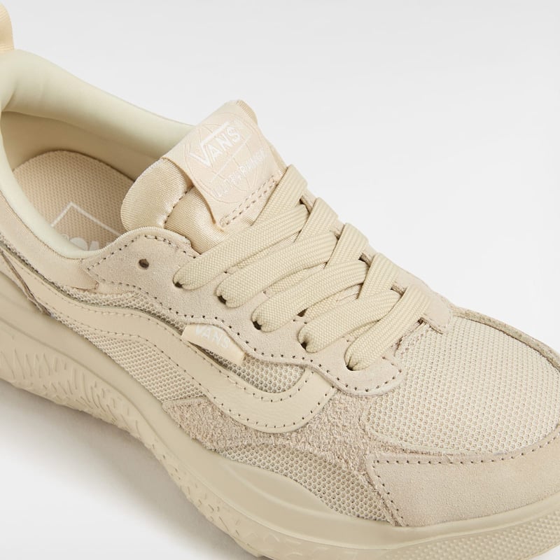 Vans MTE UltraRange Neo VR3 VN000CWECRM 04