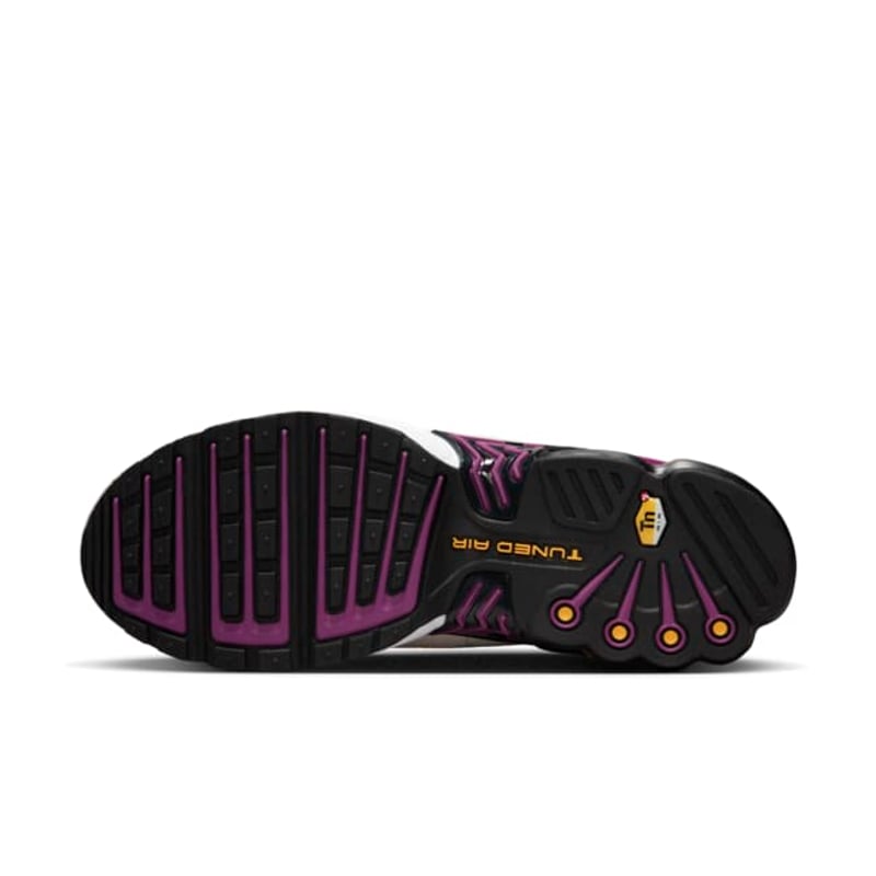 Nike Air Max Plus 3 DX2664-001 02