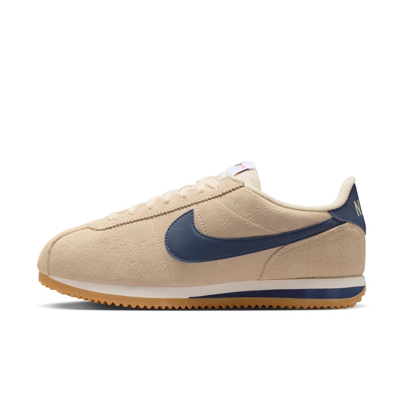 Обувки Nike Cortez "Beach & Midnight Navy" | Жени | Sportstyle | 01 | SPORTSHOWROOM