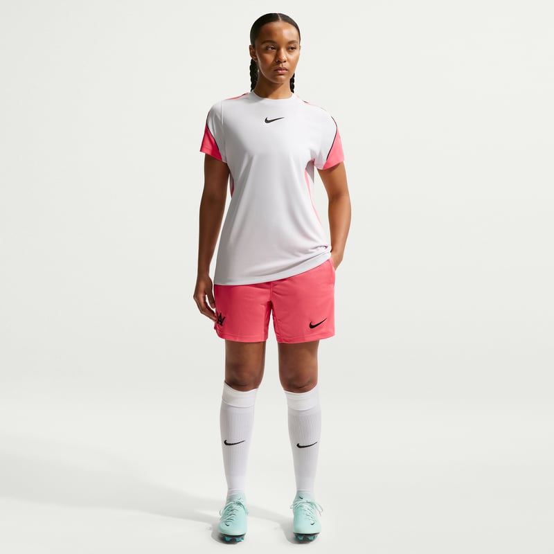 Nike Strike 'Alexia Putellas' Dri-FIT IO8775-897 01