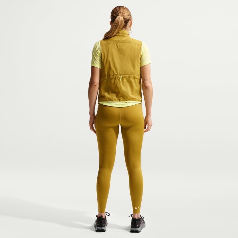 Top Nike ACG "Peat Moss & Light Liquid Lime" | Mujer | Aire Libre | 05 | SPORTSHOWROOM