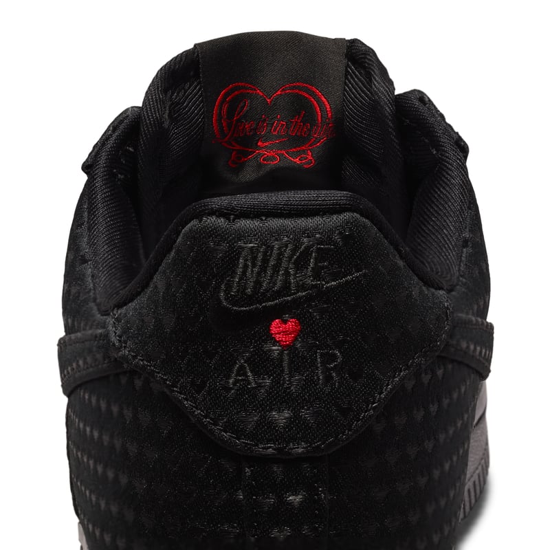 Zapatillas Nike Air Force 1 Retro "Valentine's Day" | Hombre | Estilo deportivo | 09 | SPORTSHOWROOM