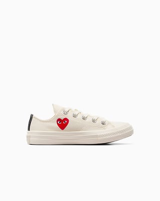 Converse Chuck 70 Low x Comme des Garçons PLAY ‘Single Heart’ A08807C
