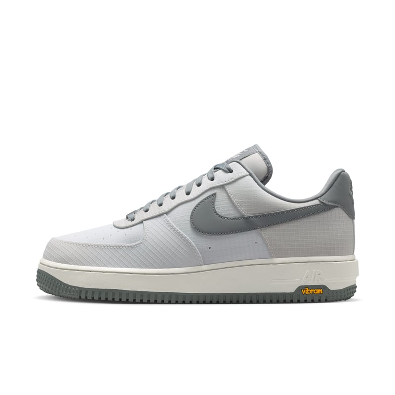 Zapatillas Nike Air Force 1 '07 LX Vibram "Summit White & Smoke Grey" | Hombre | Estilo deportivo | 00 | SPORTSHOWROOM