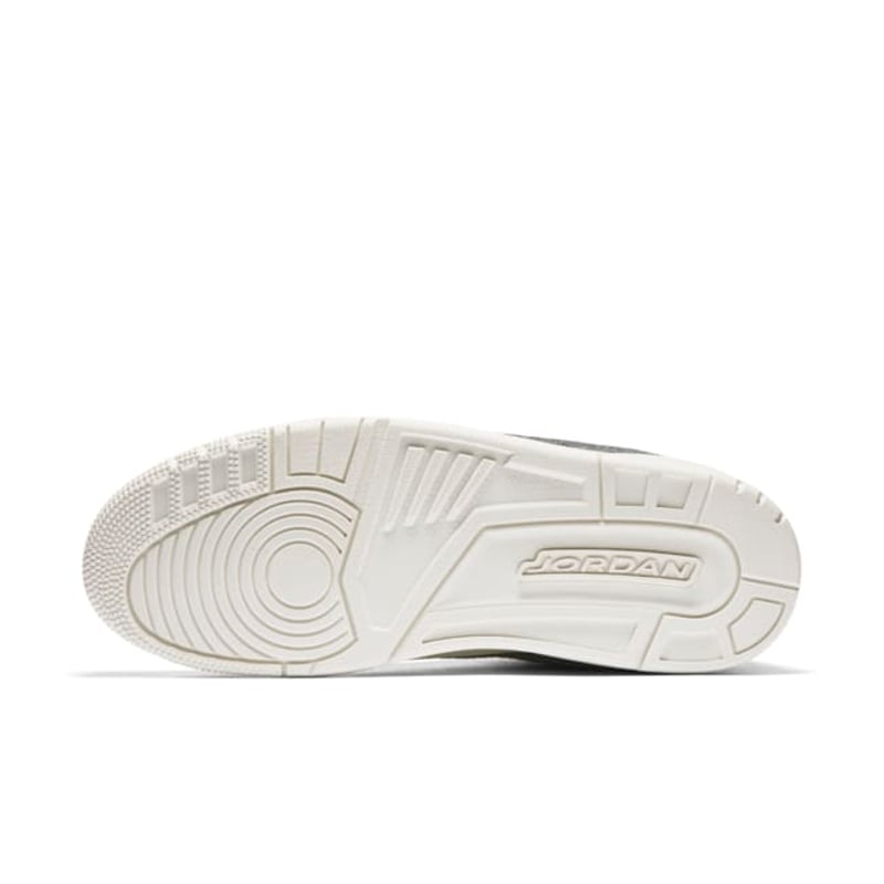 Jordan 3 Retro 854263-004 02