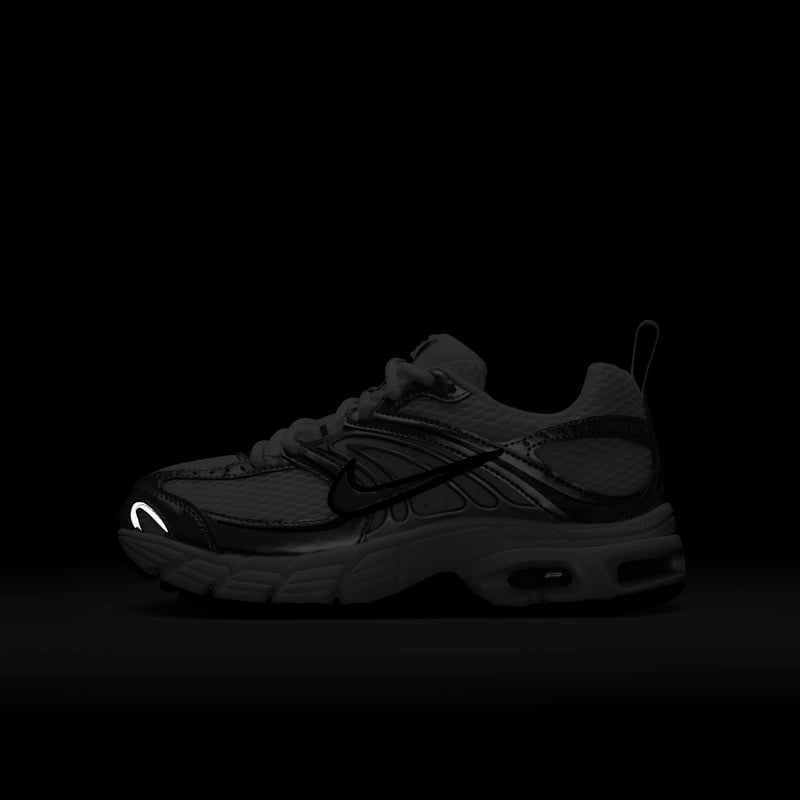 Nike Air Max Moto 2K IQ9430-100 09