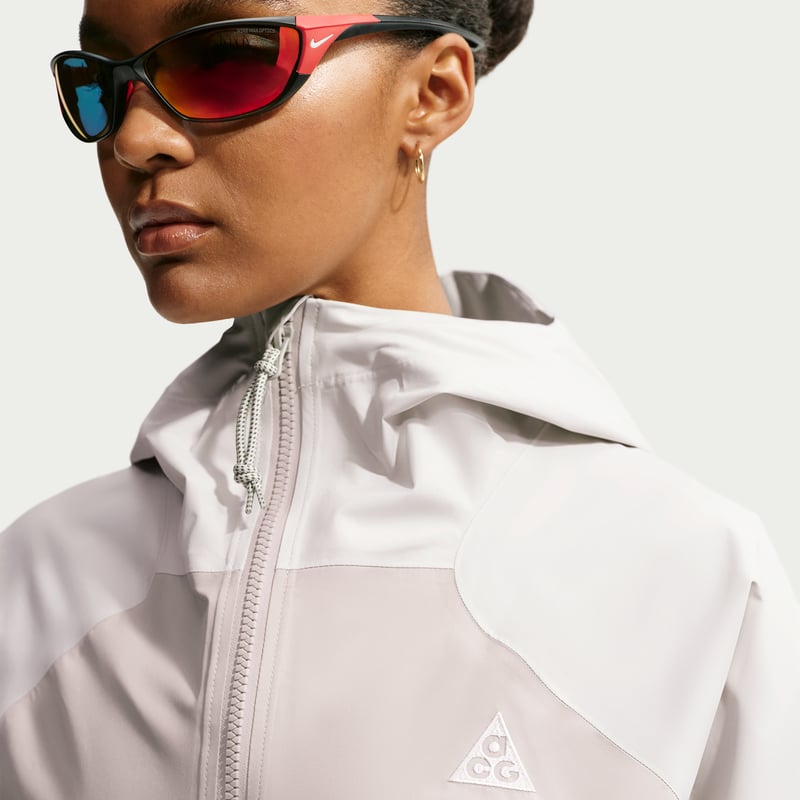 Nike ACG "Phantazma" Storm-FIT ADV Jakke "Light Orewood Brown & Cream II" | Dame | | 03 | SPORTSHOWROOM