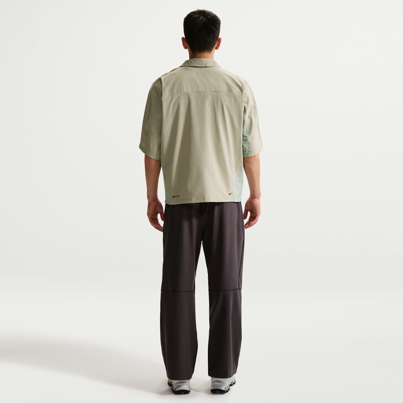 Koszulka Nike Tech Helios Dri-FIT "Spruce Fog & Light Pumice" | Mezczyzni | | 04 | SPORTSHOWROOM