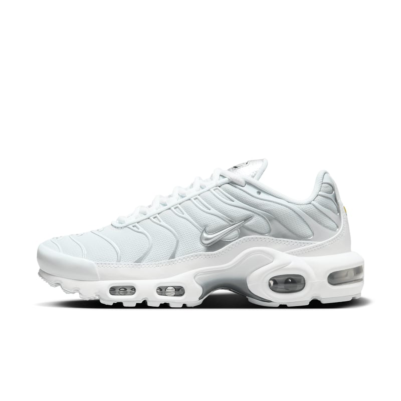 Nike Air Max Plus FV0952-100 01