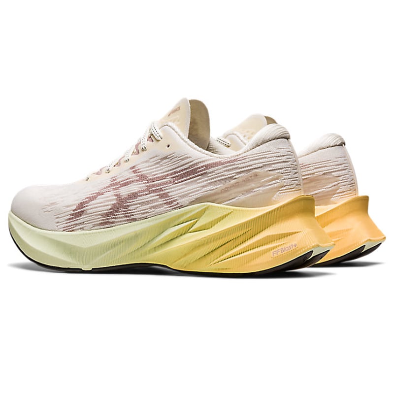 ASICS Novablast 3 1012B288-101 03