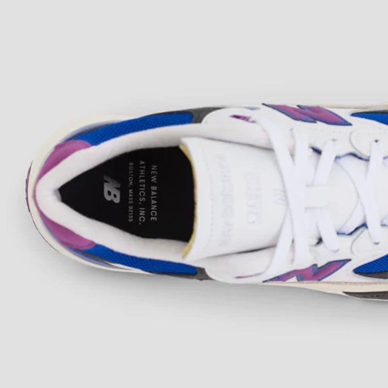 New Balance 992 Made in USA sneakerit "White & Team Royal" | Miehet & Naiset | Sportstyle | 03 | SPORTSHOWROOM