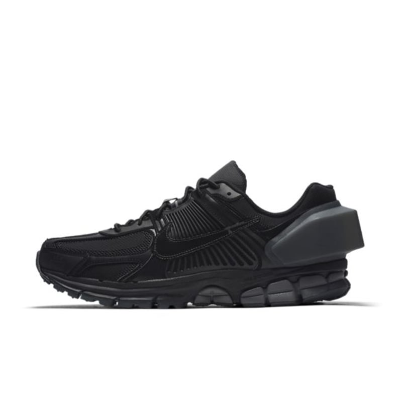 Nike Zoom Vomero 5 x A Cold Wall AT3152-001 01