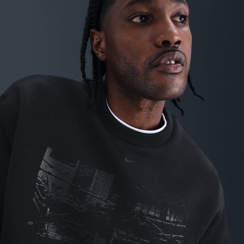 Nike Tech Fleece Crew HV1340-010 03