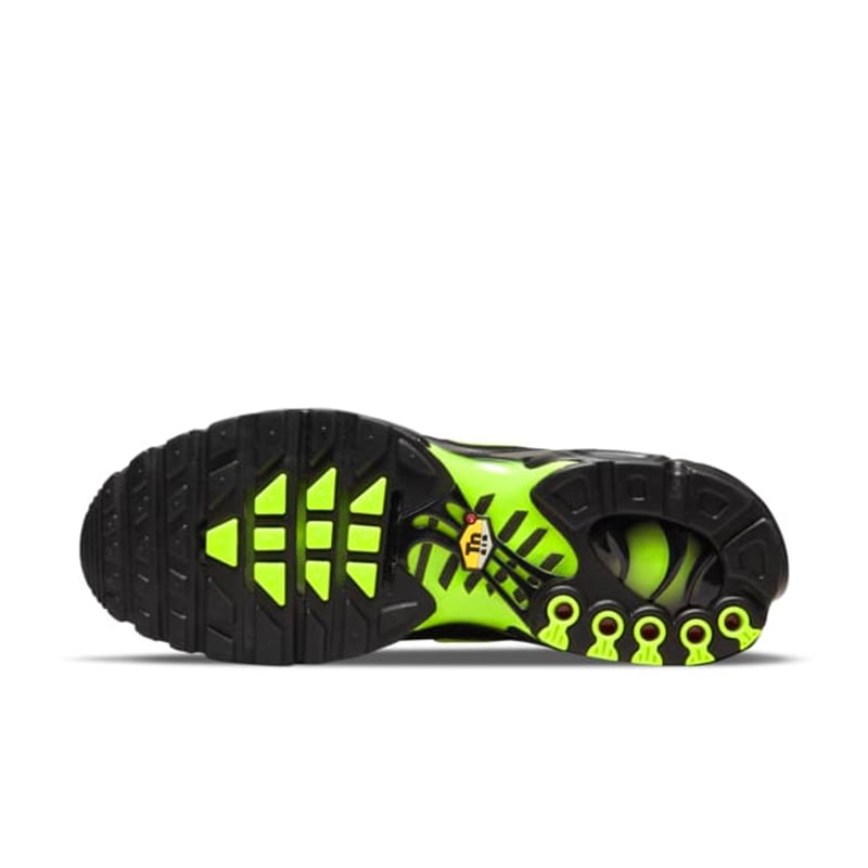 Nike Air Max Plus ‘Sustainable’ DM9594-001 02