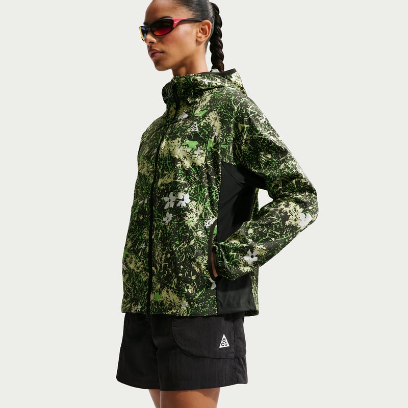 Zaketa Nike ACG 'Five Towers' UV Protection "Black Spruce & Life Lime" | Γυναίκες | | 03 | SPORTSHOWROOM