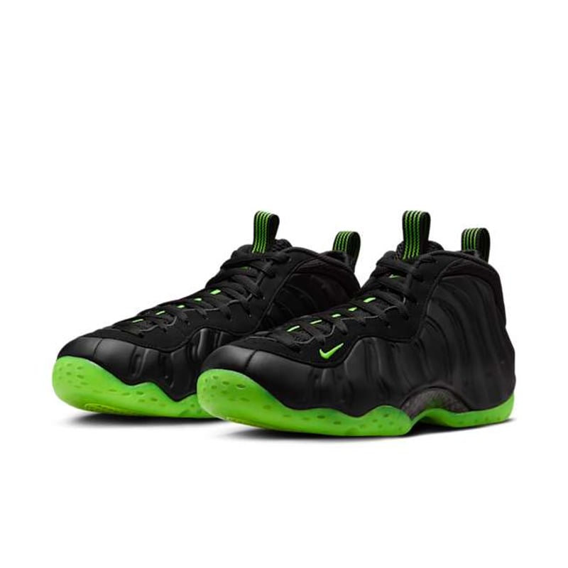 Nike Air Foamposite One HF2902-001 05