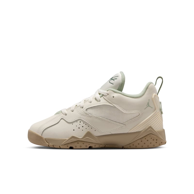Jordan MVP 92 HQ4427-102 01