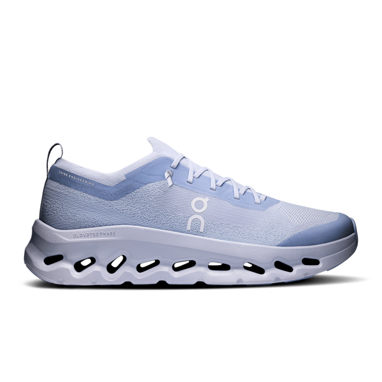 On Cloudtilt Moon x Zendaya 3MF30673776 01