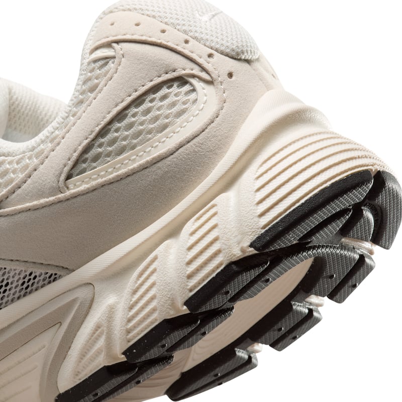 Nike V5 RNR II6294-100 08