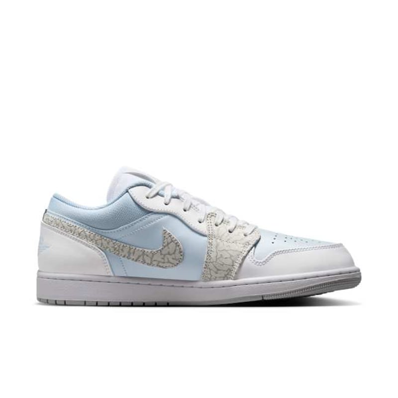 Jordan 1 Low SE IB7692-400 03