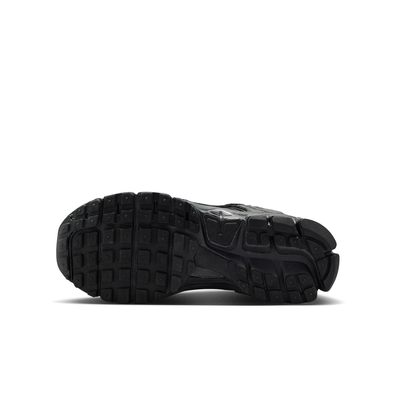 Nike Vomero 5 IO7468-001 02