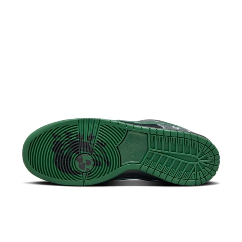 Nike SB Dunk Low Pro x There HF7743-001 02