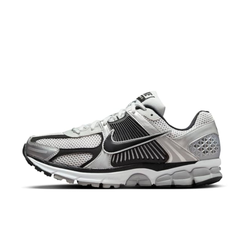 Nike Zoom Vomero 5 FJ4151-004 01