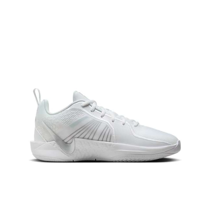 Nike Sabrina 2 FQ7376-100 03