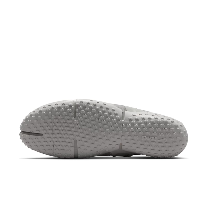 NikeSKIMS Rift Satin trainers "Night Silver" | Women | SportStyle | 01 | SPORTSHOWROOM