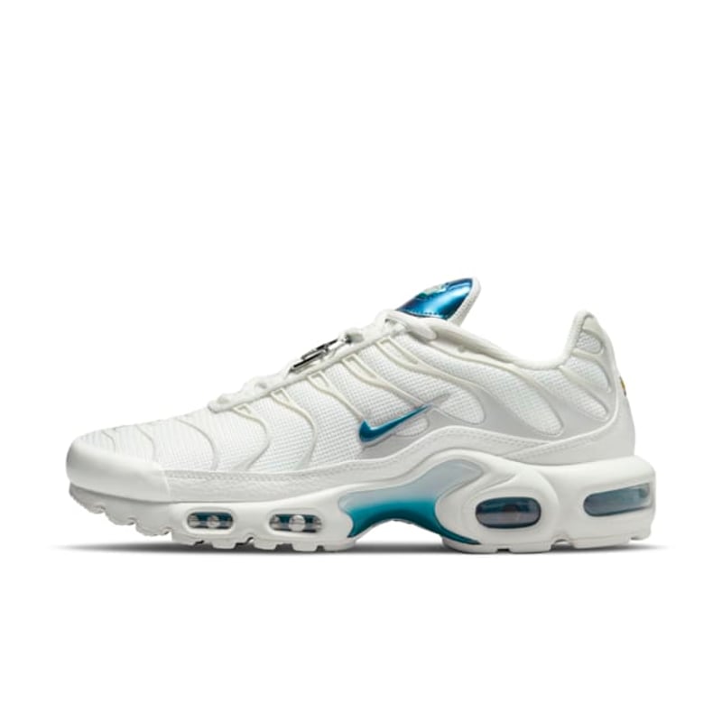 Nike Air Max Plus DR7853-100 01