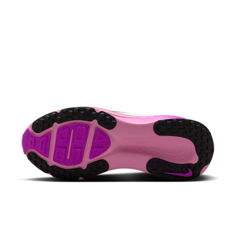 Nike Vomero 18 HM6804-105 02